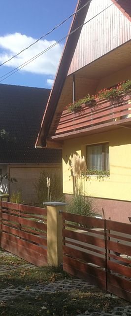 Napraforgó Vendégház Balatonvilágos