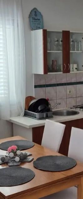 Apartmanok Parkolóhellyel Vir - 24614