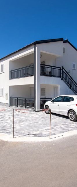 Apartments Sandra Vir