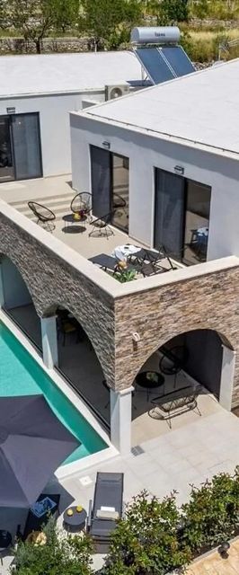 Villa Eden with heated pool Omis