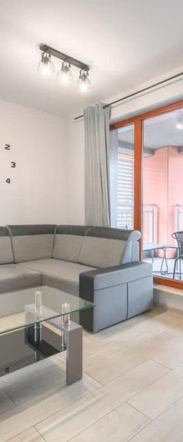 Chmielna 63 | Elegancki Apartament | Balkon