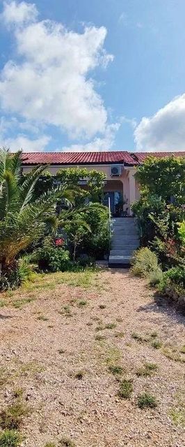 Apartmanok Parkolóhellyel Barbat, Rab - 25028 Barbat