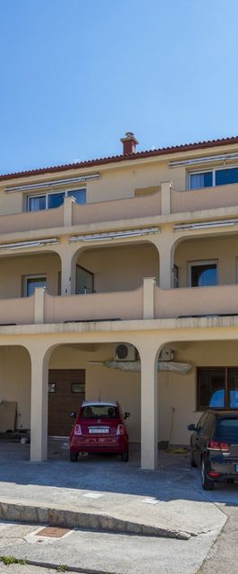 Apartments Ninac Klenovica