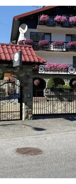 Apartamenty i Pokoje KAMESZKA