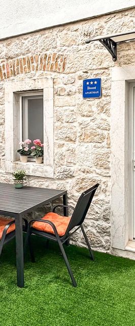 Apartman Opuzen - CDR644