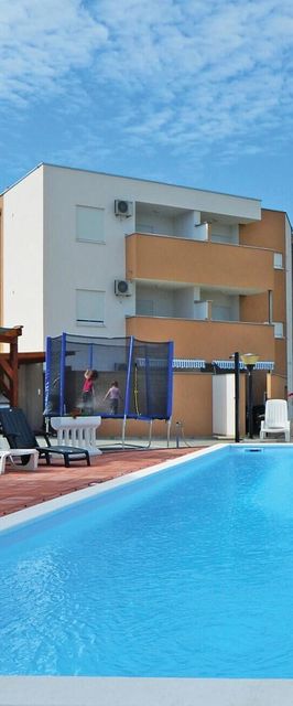 Apartman Nin - CDY350