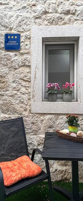 Apartman Opuzen - CDR645