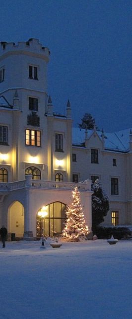 Lázně Hotel Vráž s.r.o.