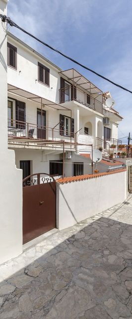 Apartment Murva Primosten