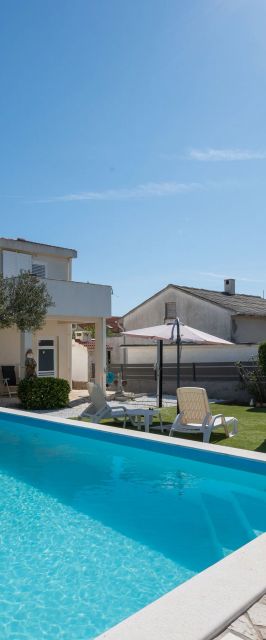 Family-friendly Apartments With Swimming Pool Povljana, Pag - 24948 Povljana
