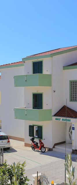 Apartmanok Parkolóhellyel Makarska - 25063