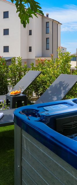 Apartmanok Parkolóhellyel Vodice - 23894