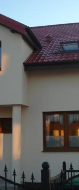 Pokoje Gościnne R10 Rewa