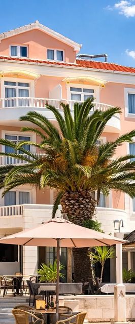 Apartments Riva Beachfront No.1 Podgora