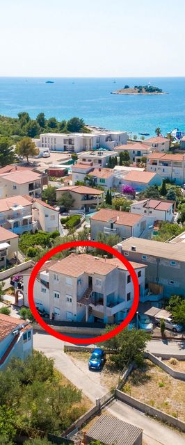 Apartmanok Parkolóhellyel Rogoznica - 24468