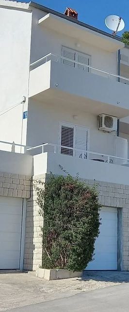 Apartmanok Parkolóhellyel Hvar - 25144