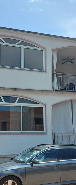 Apartmanok Parkolóhellyel Pirovac, Sibenik - 25146 Pirovac