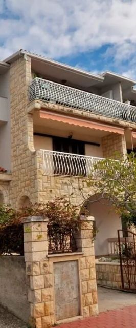 Apartmanok Parkolóhellyel Makarska - 25161