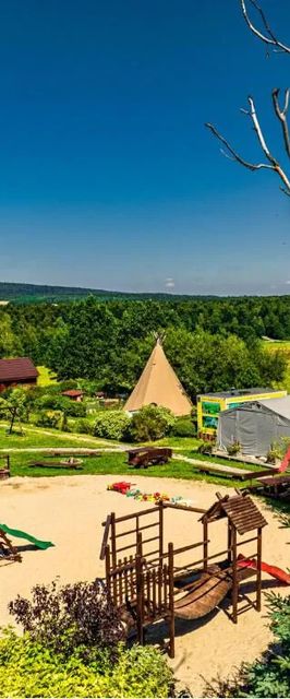  Siedlisko Carownica Family & Wellness Lechów