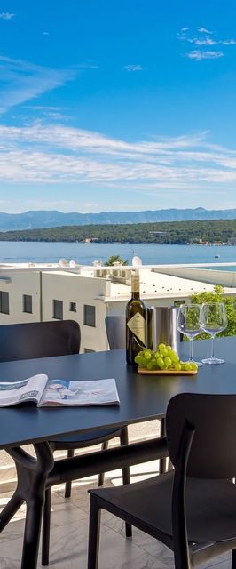 Luxury Penthouse Apartment Malinska