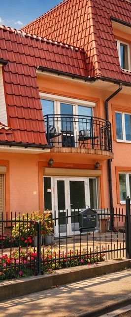 Pensjonat Tedi 1 Rewal