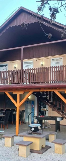 Zoé Vízparti Üdülőház Gyomaendrőd