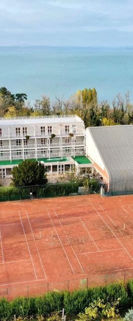 Négy Évszak Hotel Siófok