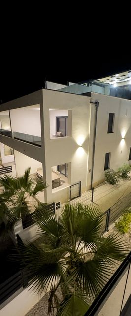 Apartments A Palm Tree Vir