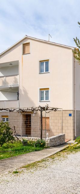 Apartment Ljubica Banjol