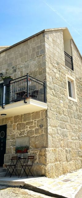 Apartment Brela Old stone House