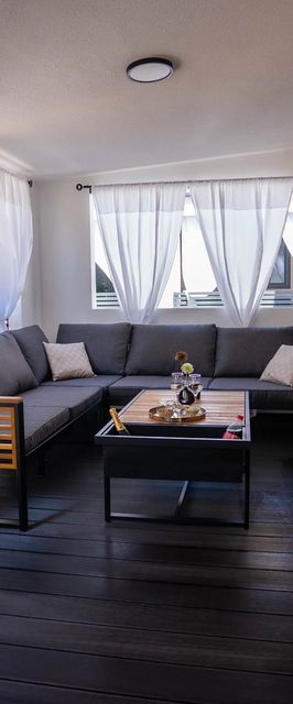 Mobile home Maris with jacuzzi Vodice