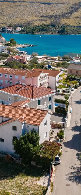 Apartmanok Parkolóhellyel Grebastica, Sibenik - 24821 Grebaštica