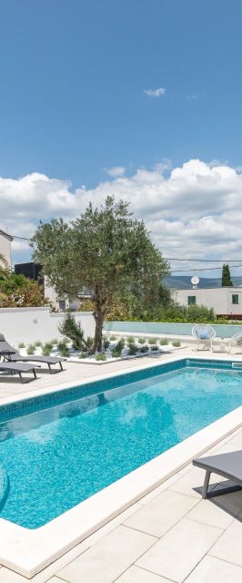 Apartmanok Családok Részére Medencével Arbanija, Ciovo - 25091 Arbanija