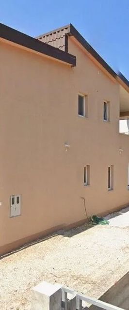 Apartmanok Parkolóhellyel Vir - 25155