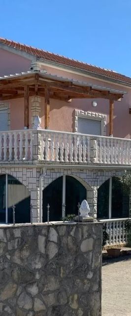 Apartmanok Parkolóhellyel Pirovac, Sibenik - 25316 Pirovac