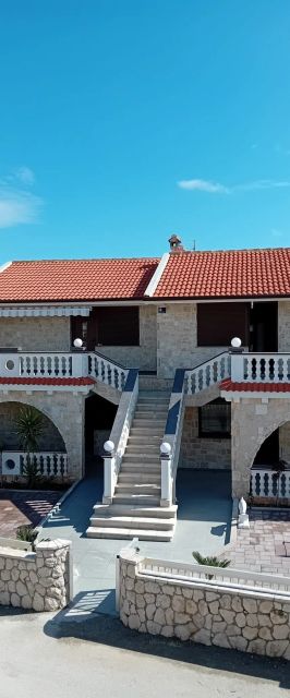 Apartmanok A Tenger Mellett Vir - 25341