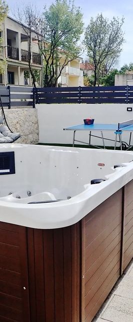 Apartmanok Parkolóhellyel Maslenica, Novigrad - 25462 Maslenica