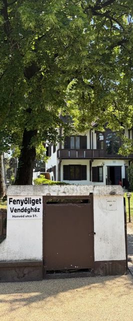 Fenyő Liget Vendégház Balatonlelle