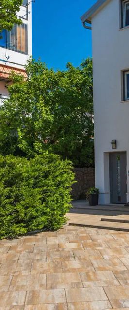 Apartments Barbara Kraljevica