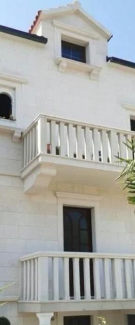 Apartments By The Sea Supetar, Brač - 18307 Supetar