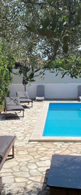 Family-friendly Apartments With Swimming Pool Novigrad - 25170