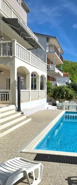 Family-friendly Apartments With Swimming Pool Lokva Rogoznica, Omiš - 25508 Lokva Rogoznica