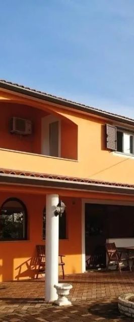 Apartments With Parking Space Kaštel, Central Istria - Središnja Istra - 25684 Kaštel
