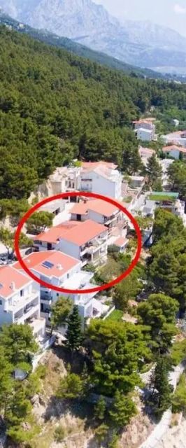 Apartments and Rooms Apartmani Brela 1