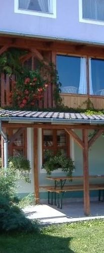 Börzsönyalja Vendégház Diósjenő