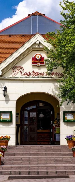 Gastland M0 Hotel Szigetszentmiklós