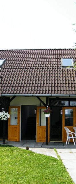 Yachtparty Apartmanház Balatonboglár