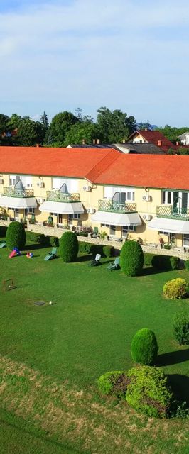 Karát Panzió Balatongyörök