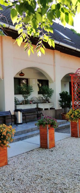 Oswaldo Hotel Budapest