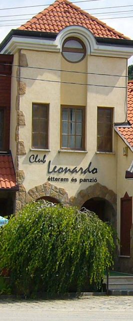 Club Leonardo Panzió Mogyorósbánya